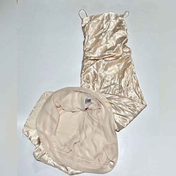 Shona Joy Cream Maxi Dress - Picture 8 of 16